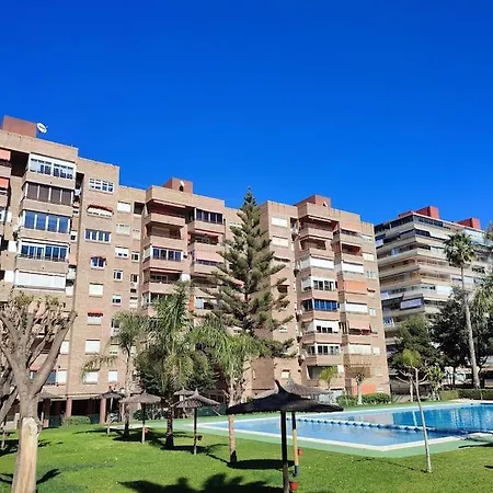 Gran Apartamento, Aire Acondicionado, Piscina Y Parking Gratuito Alicante