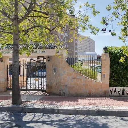 Gran Apartamento, Aire Acondicionado, Piscina Y Parking Gratuito