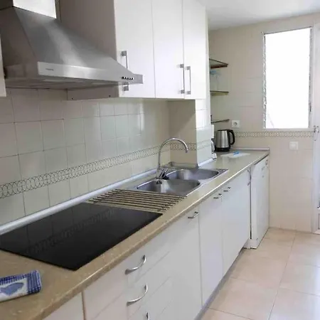 Gran Apartamento, Aire Acondicionado, Piscina Y Parking Gratuito *