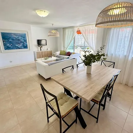 Gran Apartamento, Aire Acondicionado, Piscina Y Parking Gratuito Apartment Alicante