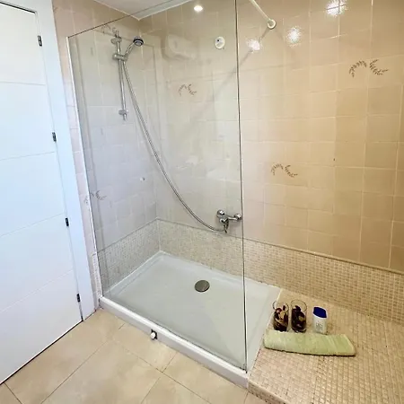 Gran Apartamento, Aire Acondicionado, Piscina Y Parking Gratuito Apartment *