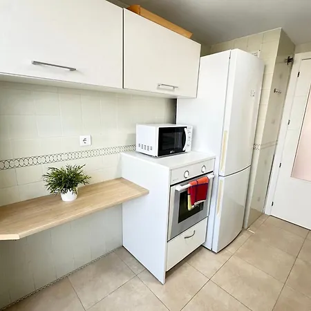 Gran Apartamento, Aire Acondicionado, Piscina Y Parking Gratuito *