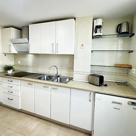 Gran Apartamento, Aire Acondicionado, Piscina Y Parking Gratuito Apartment *