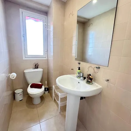 Gran Apartamento, Aire Acondicionado, Piscina Y Parking Gratuito *
